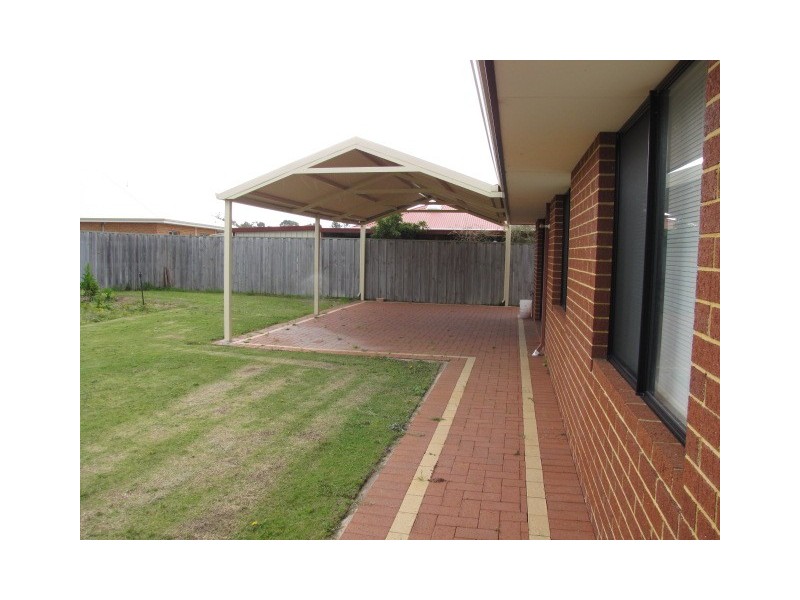 38 Bay View Street, Rockingham WA 6168