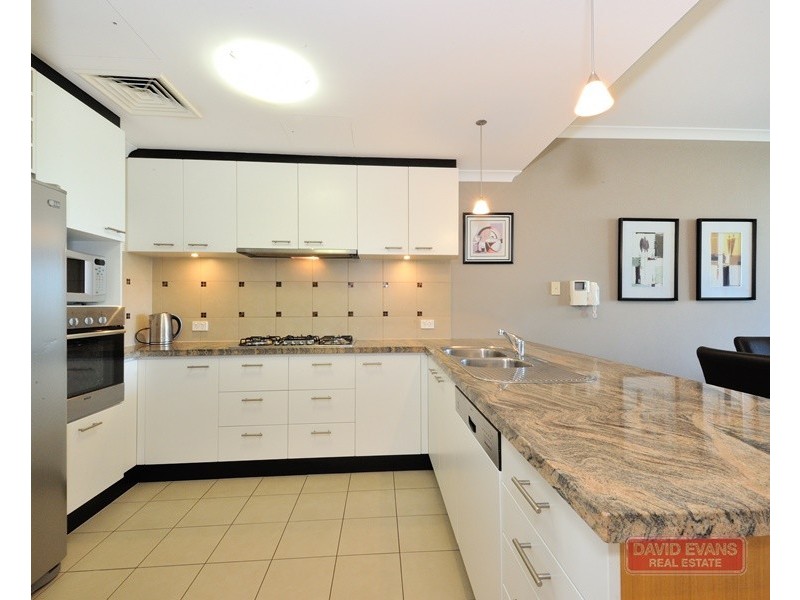 20/17 Rockingham Beach Road, Rockingham WA 6168