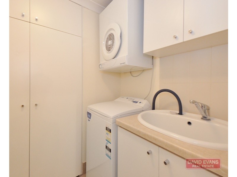 20/17 Rockingham Beach Road, Rockingham WA 6168