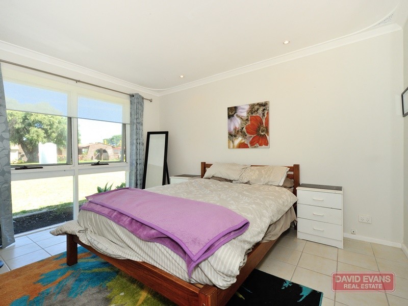 20 Quamby Place, Rockingham WA 6168