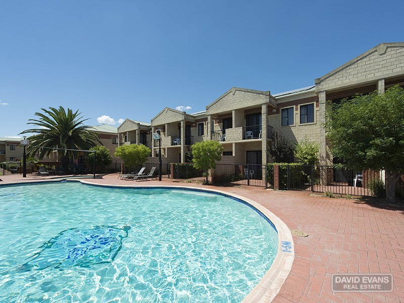 1/12 Kimberley Street, Belmont WA 6104