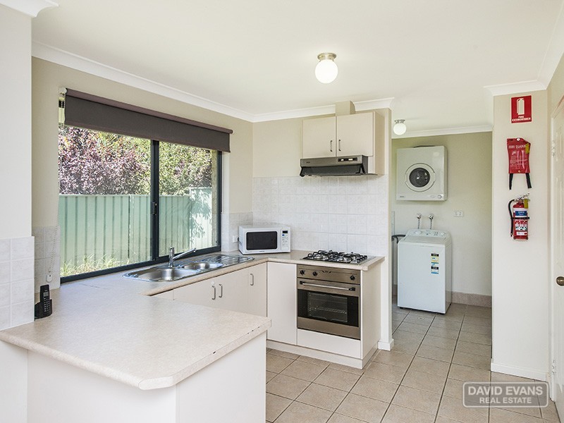 1/12 Kimberley Street, Belmont WA 6104