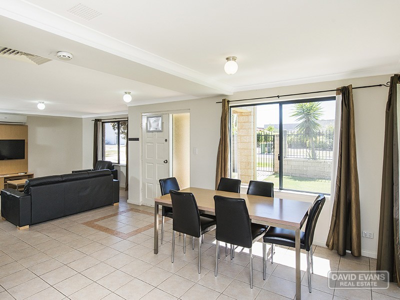 1/12 Kimberley Street, Belmont WA 6104