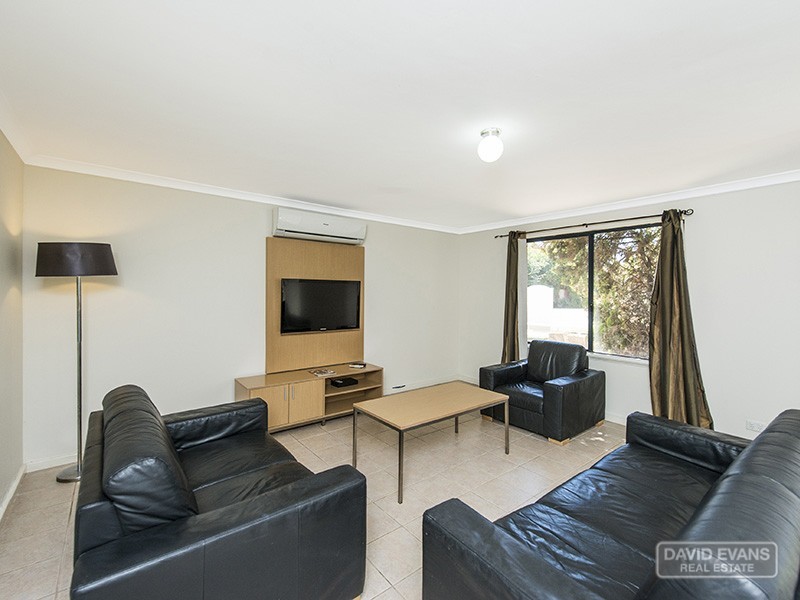 1/12 Kimberley Street, Belmont WA 6104