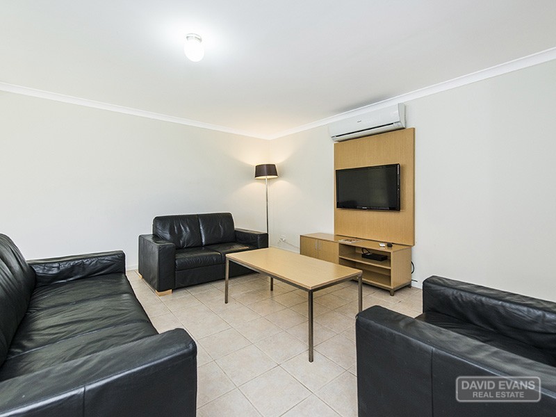 1/12 Kimberley Street, Belmont WA 6104