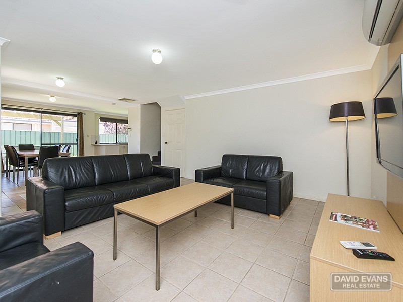 1/12 Kimberley Street, Belmont WA 6104