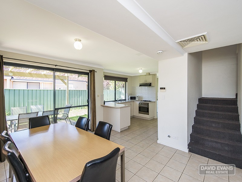 1/12 Kimberley Street, Belmont WA 6104