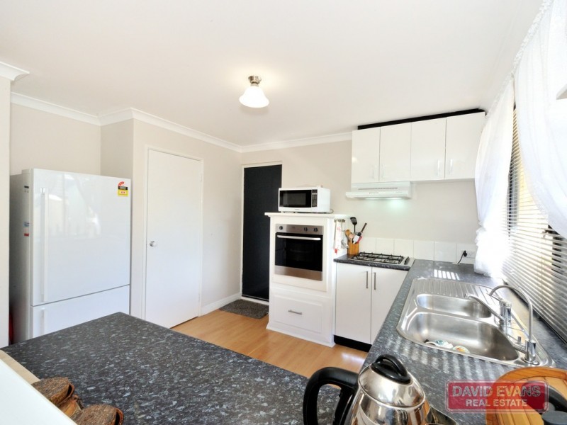 3 Freeling Road, Port Kennedy WA 6172