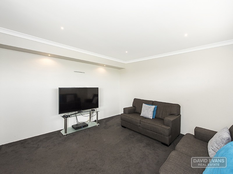 63 Kimberley Drive, Secret Harbour WA 6173