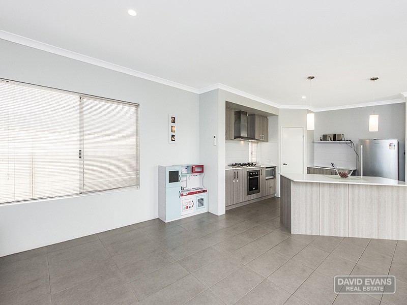 63 Kimberley Drive, Secret Harbour WA 6173