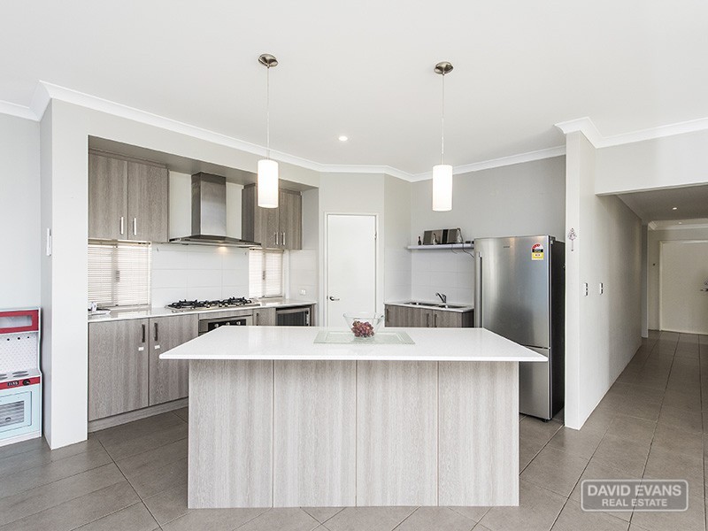 63 Kimberley Drive, Secret Harbour WA 6173