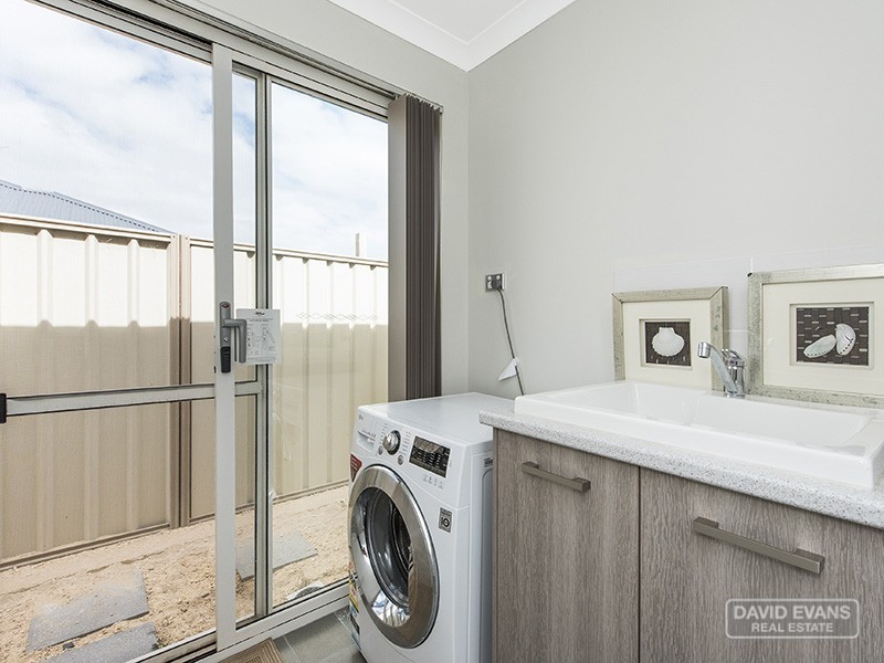 63 Kimberley Drive, Secret Harbour WA 6173