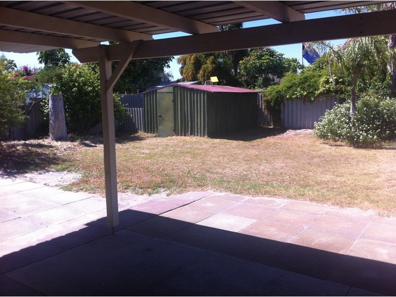 6 Tobin Way, Cooloongup WA 6168