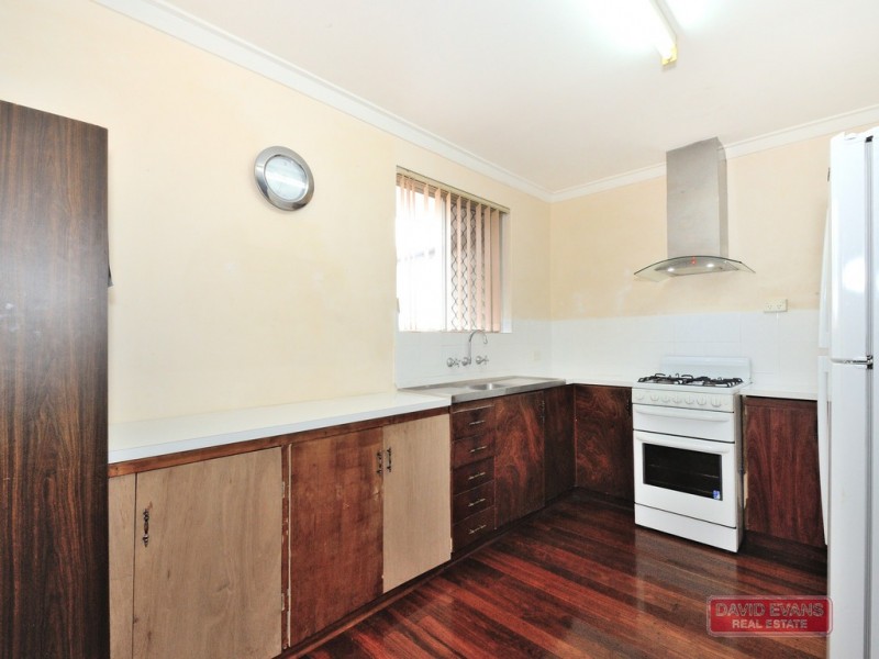 26 Dawson Way, Parmelia WA 6167
