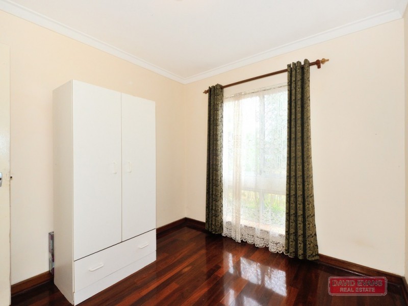 26 Dawson Way, Parmelia WA 6167
