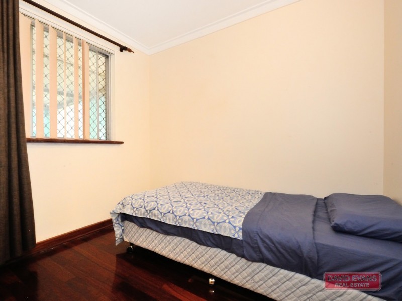 26 Dawson Way, Parmelia WA 6167