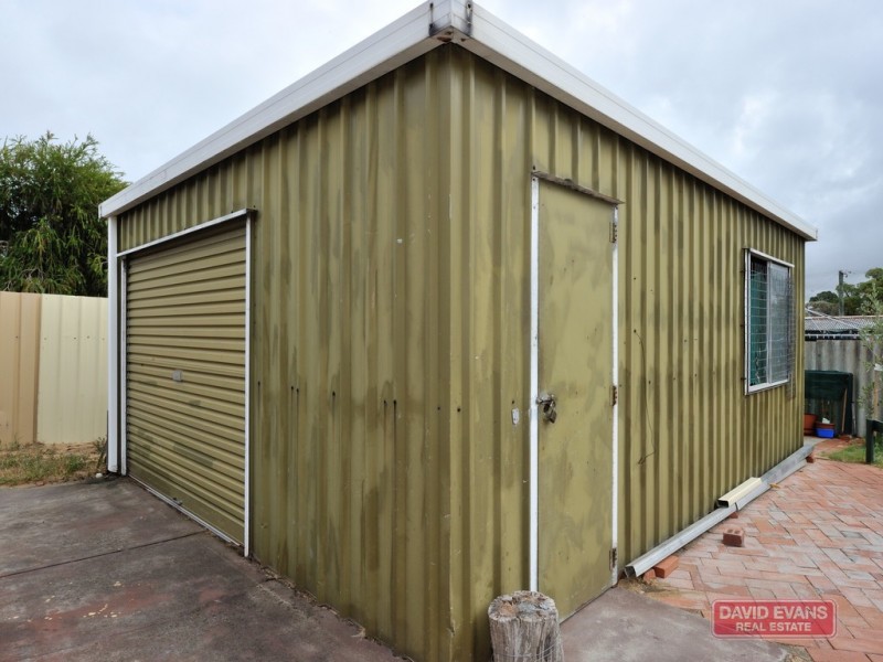 26 Dawson Way, Parmelia WA 6167