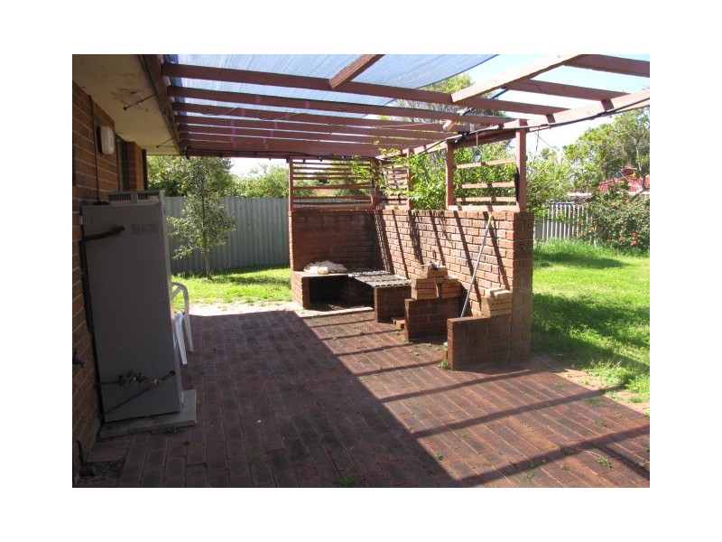 6 Nova Court, Cooloongup WA 6168