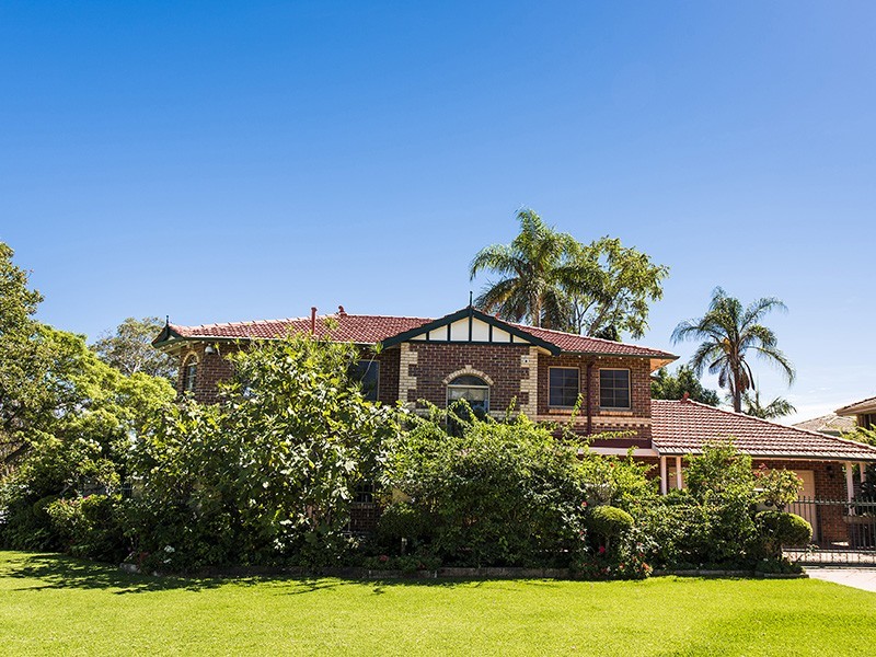 34 Lillian Avenue, Applecross WA 6153