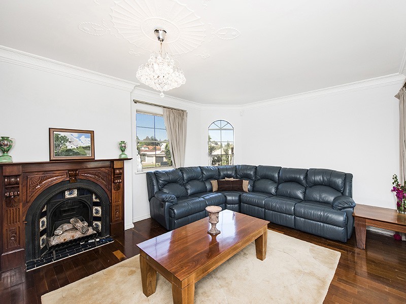 34 Lillian Avenue, Applecross WA 6153