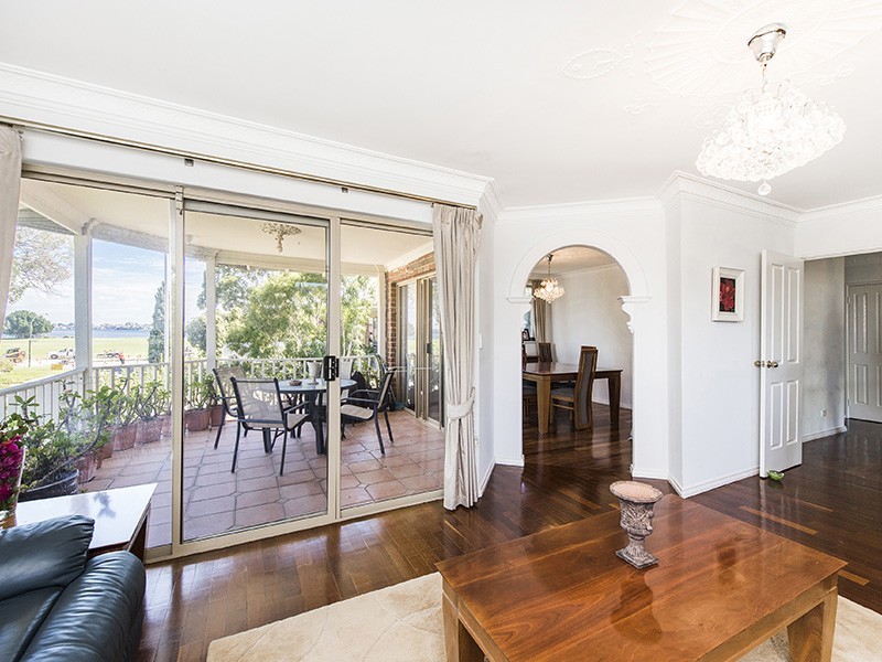 34 Lillian Avenue, Applecross WA 6153