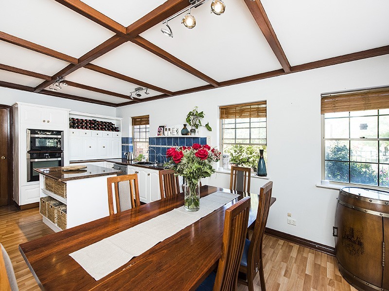 34 Lillian Avenue, Applecross WA 6153