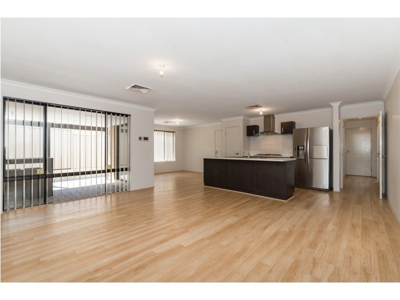 35 Jims Crescent, Secret Harbour WA 6173