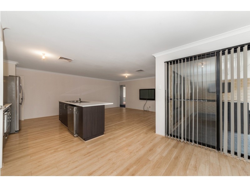 35 Jims Crescent, Secret Harbour WA 6173