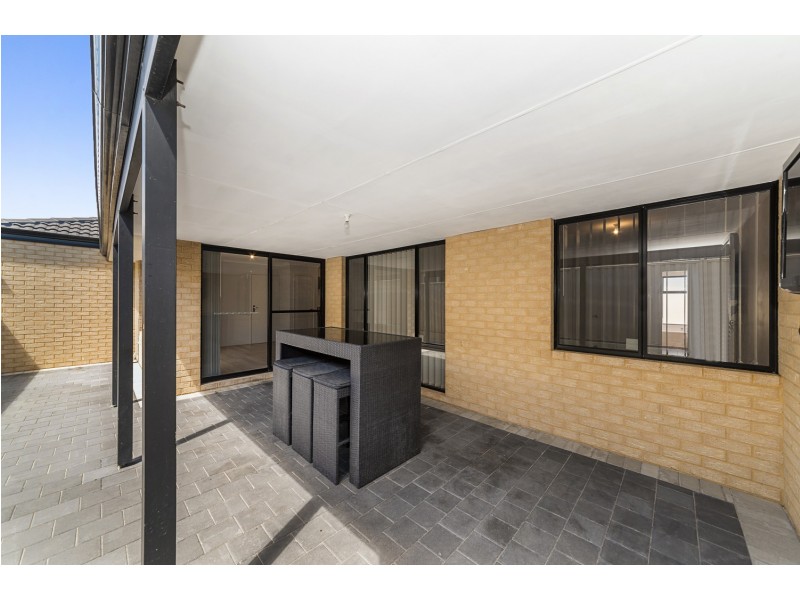 35 Jims Crescent, Secret Harbour WA 6173