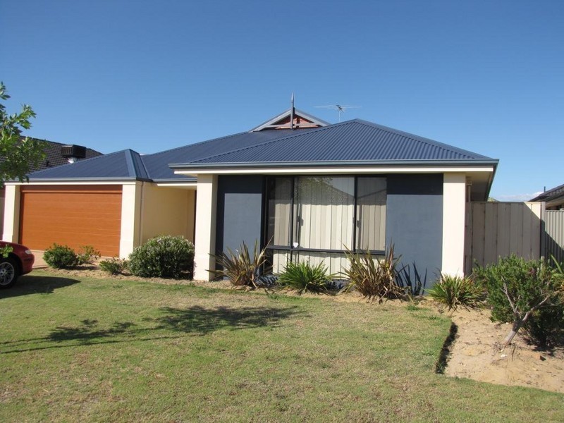 5 Oxenholme Way, Waikiki WA 6169