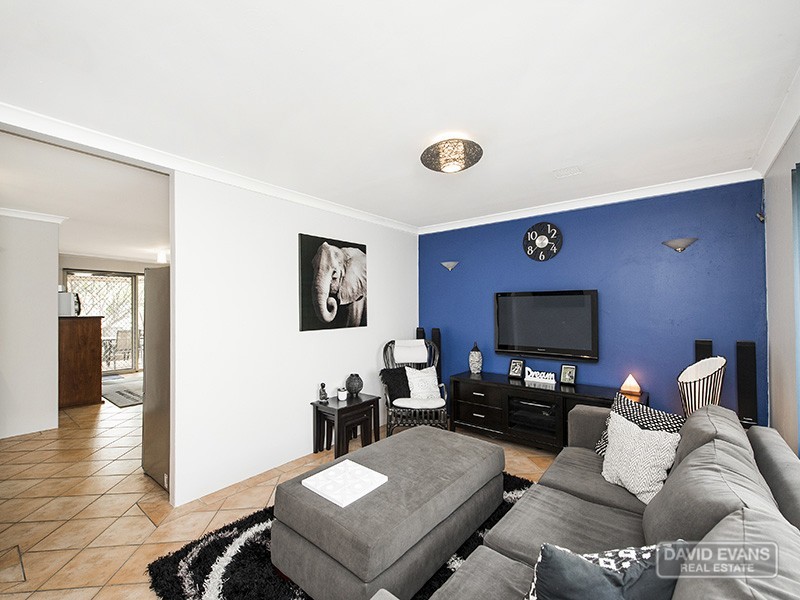 13 Mauritius Court, Waikiki WA 6169