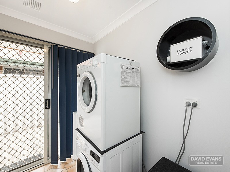 13 Mauritius Court, Waikiki WA 6169