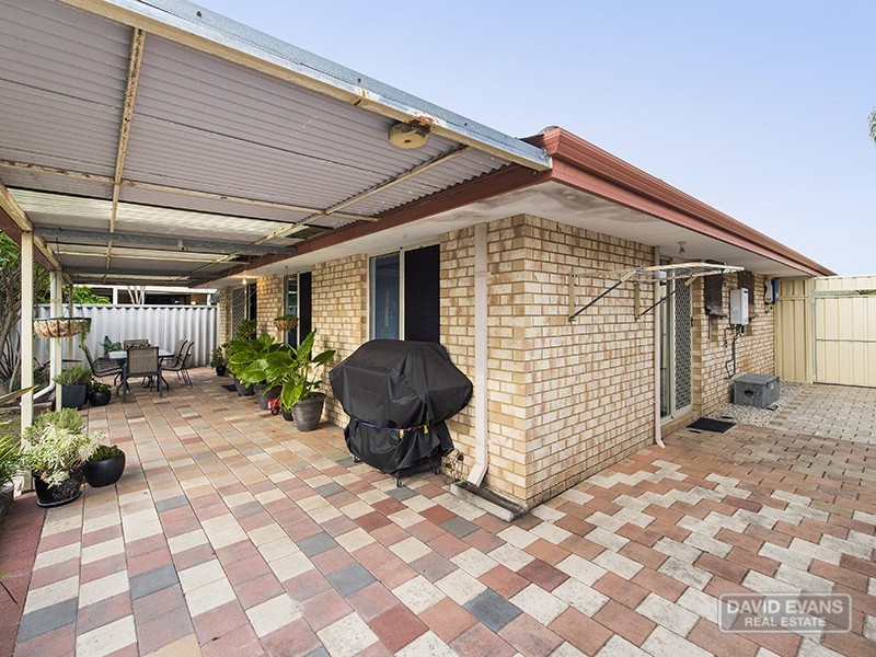 13 Mauritius Court, Waikiki WA 6169