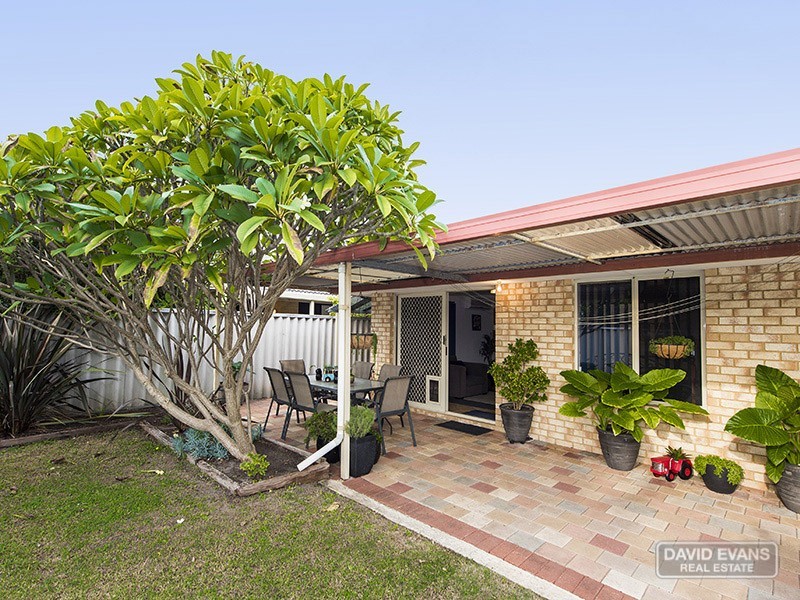 13 Mauritius Court, Waikiki WA 6169