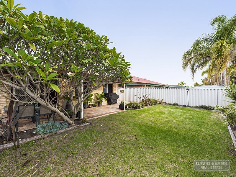 13 Mauritius Court, Waikiki WA 6169