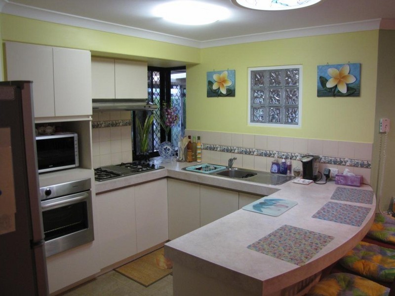 8 Boyle Avenue, Rockingham WA 6168