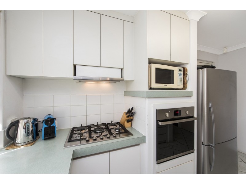 11 Cavalaire Mews, Port Kennedy WA 6172