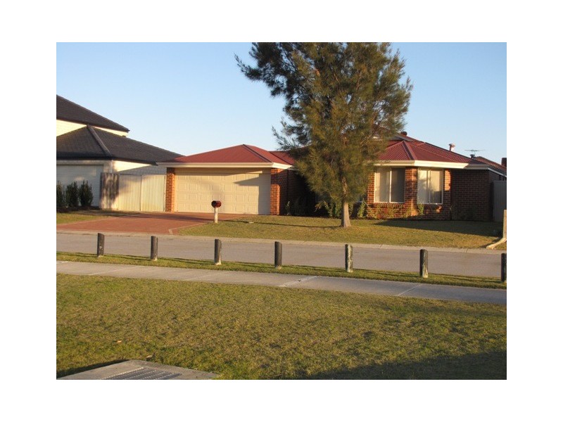 4 Properjohn Drive, Rockingham WA 6168