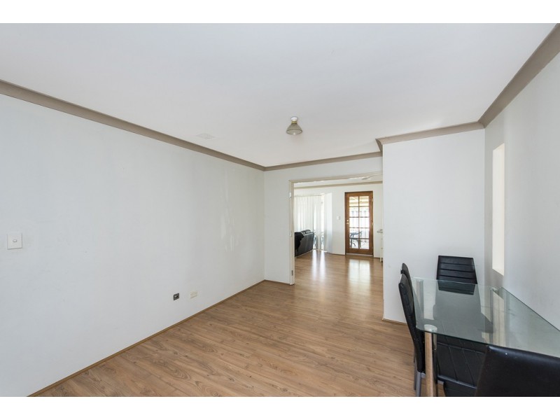 21 Menora Loop, Warnbro WA 6169