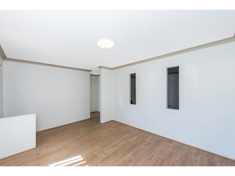 21 Menora Loop, Warnbro WA 6169