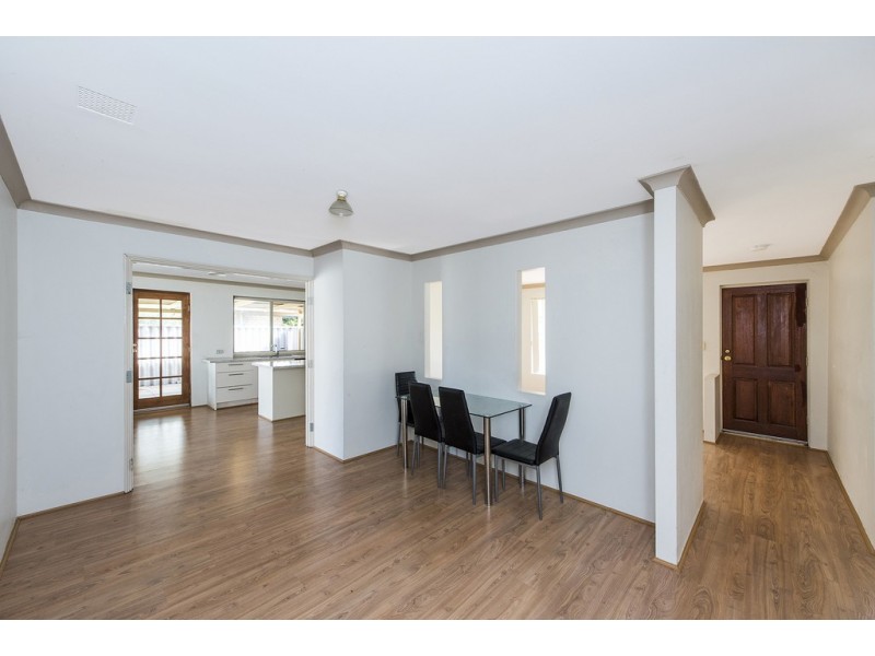 21 Menora Loop, Warnbro WA 6169