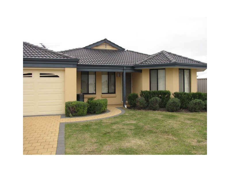 2 Maverick Promenade, Shoalwater WA 6169