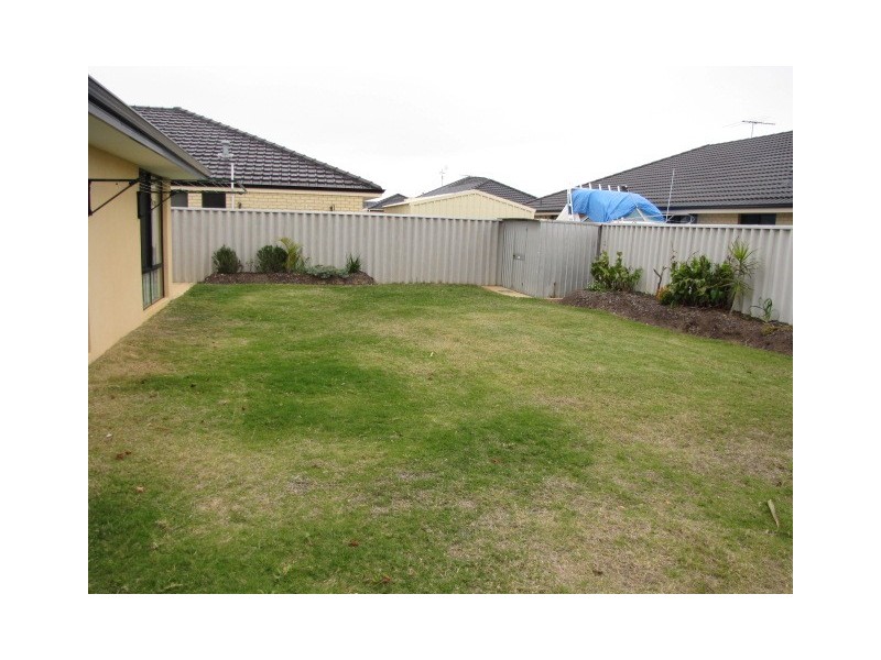 2 Maverick Promenade, Shoalwater WA 6169