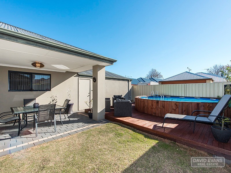 100 Fisher Street, Rockingham WA 6168