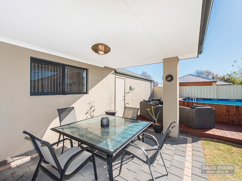 100 Fisher Street, Rockingham WA 6168