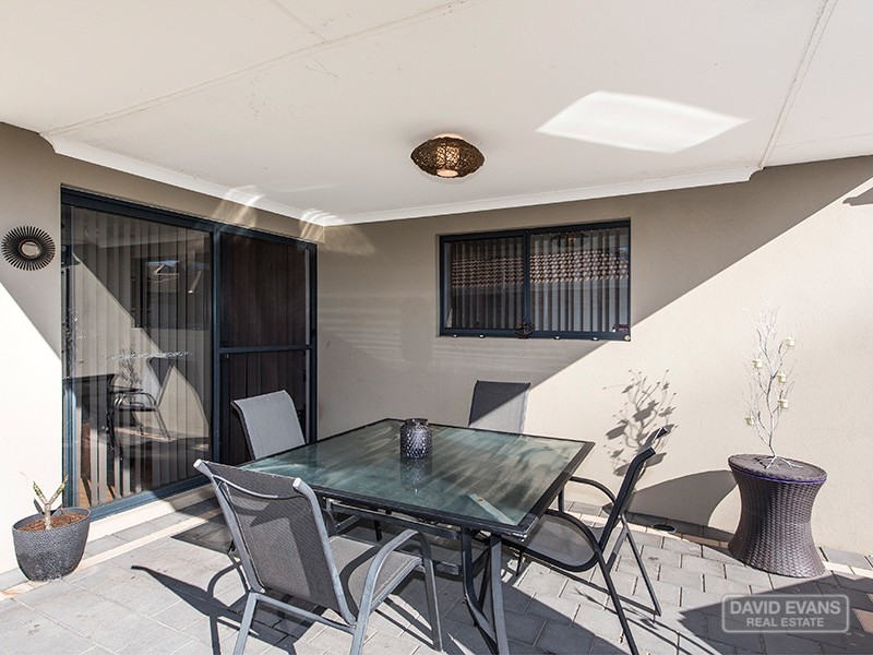 100 Fisher Street, Rockingham WA 6168