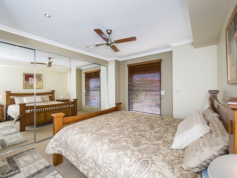 3 Mosedale Loop, Waikiki WA 6169