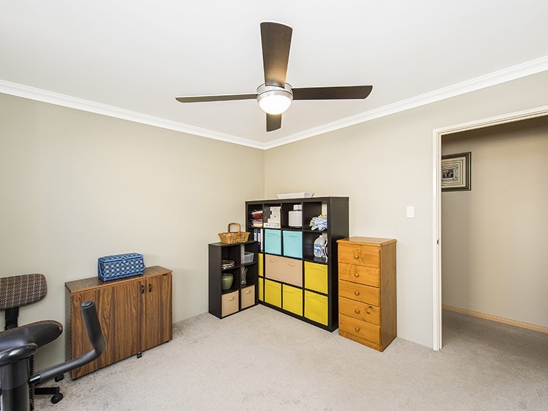 3 Mosedale Loop, Waikiki WA 6169