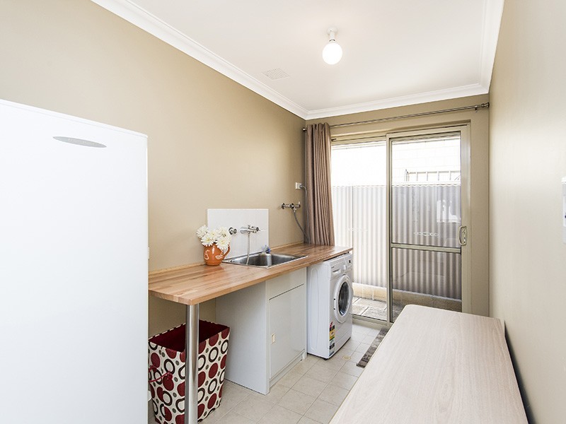 3 Mosedale Loop, Waikiki WA 6169
