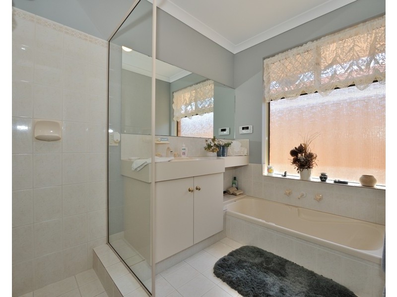 12 Arabella Meander, Warnbro WA 6169